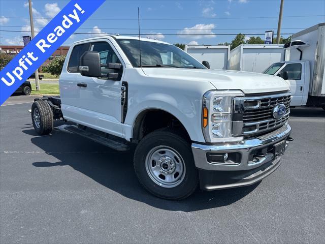new 2025 Ford F-350 car, priced at $57,995