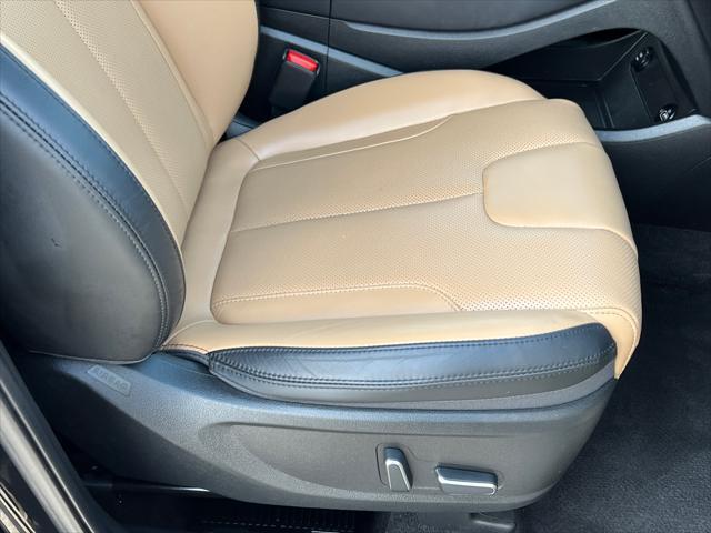 used 2022 Hyundai Santa Fe car, priced at $28,750