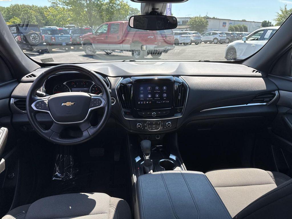 used 2022 Chevrolet Traverse car, priced at $19,950