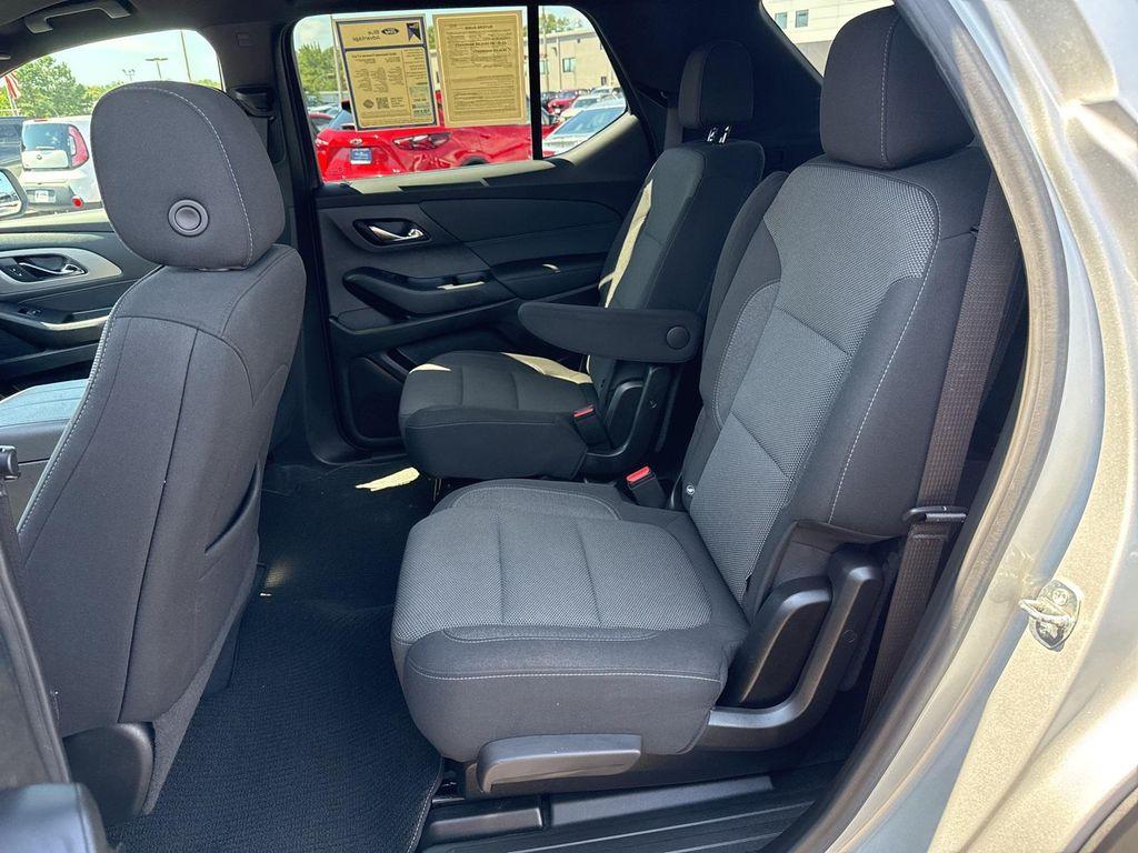 used 2022 Chevrolet Traverse car, priced at $19,950