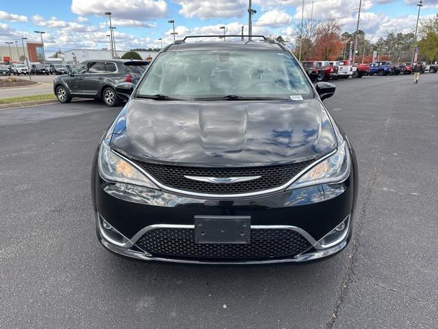 used 2017 Chrysler Pacifica car, priced at $13,500