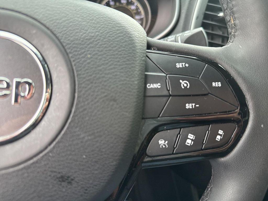 used 2023 Jeep Cherokee car, priced at $20,500