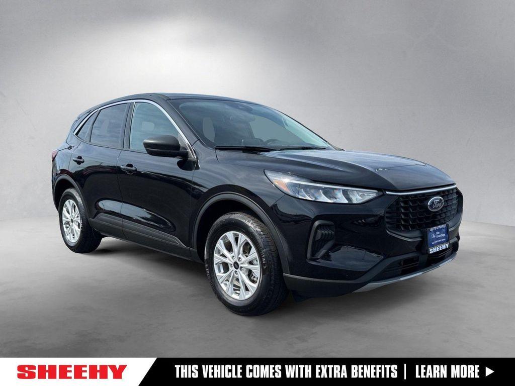 used 2024 Ford Escape car, priced at $25,950