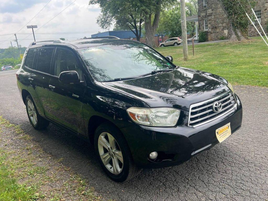 used 2009 Toyota Highlander car, priced at $8,499