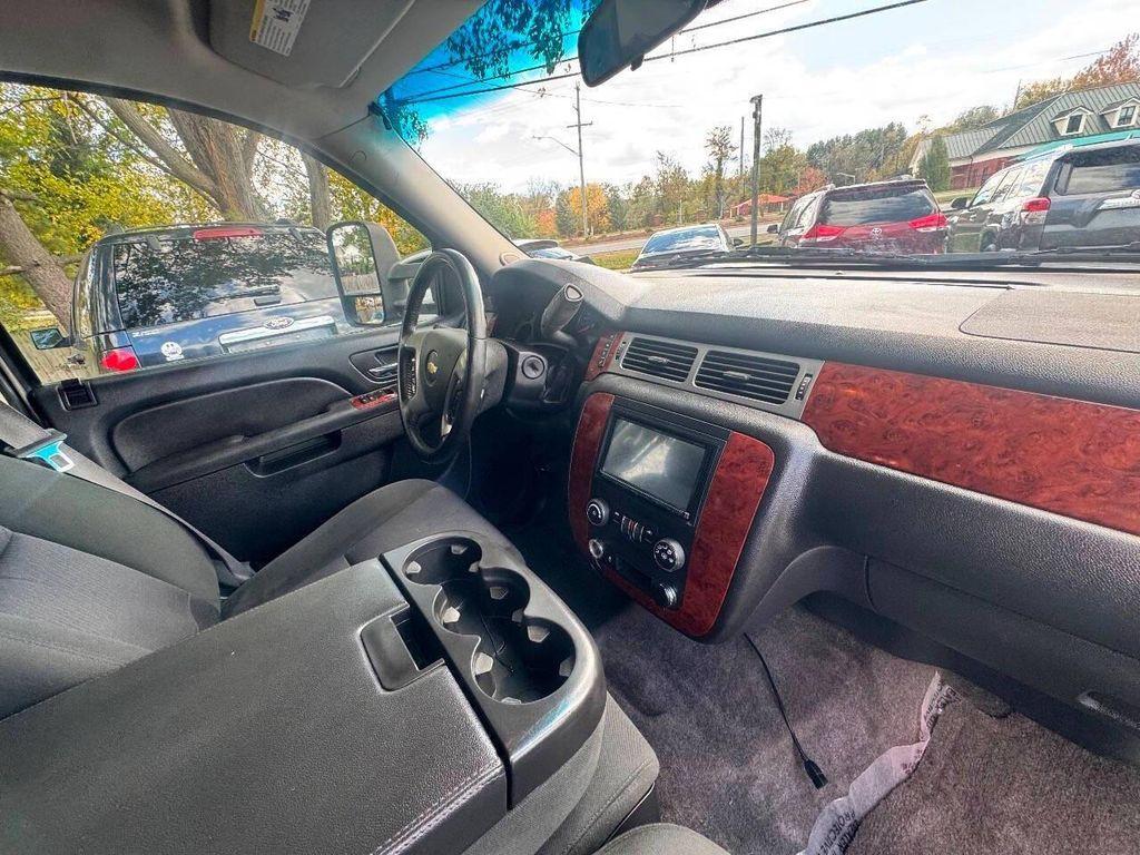 used 2012 Chevrolet Suburban car, priced at $16,999