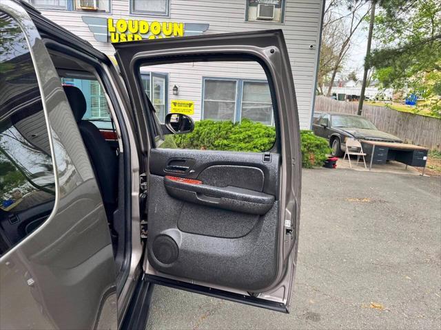 used 2013 Chevrolet Suburban car, priced at $16,999