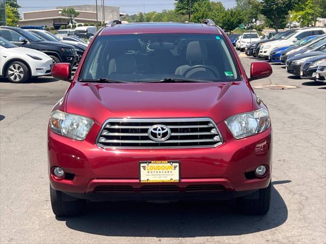 used 2009 Toyota Highlander car, priced at $10,999