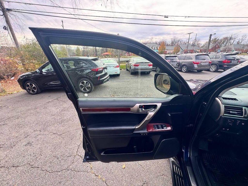 used 2019 Lexus GX 460 car, priced at $26,999