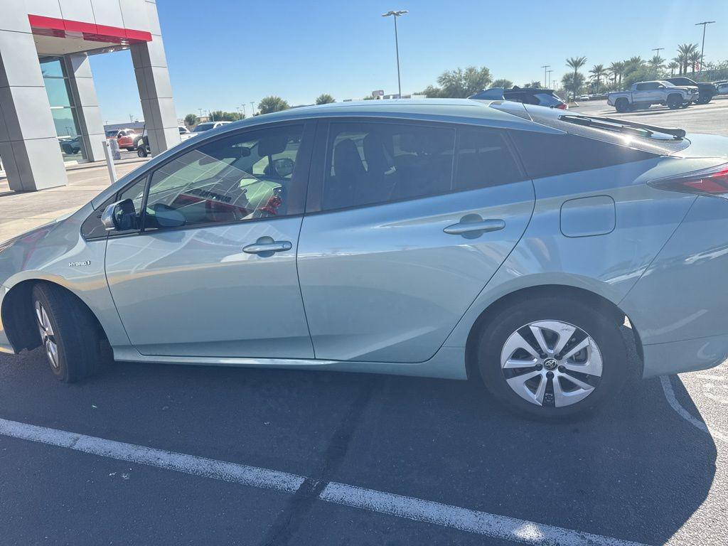 used 2016 Toyota Prius car
