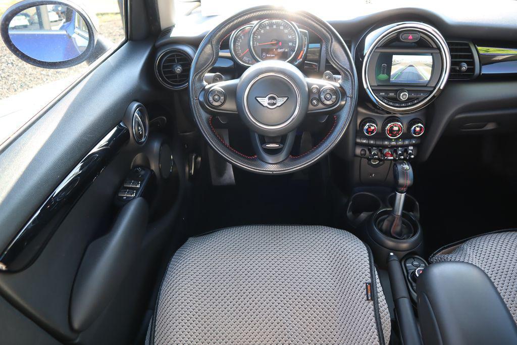 used 2019 MINI Hardtop car, priced at $14,226