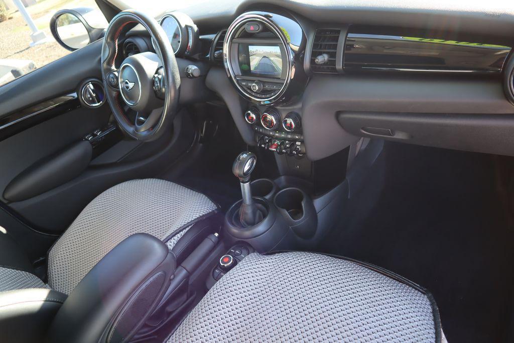 used 2019 MINI Hardtop car, priced at $14,226