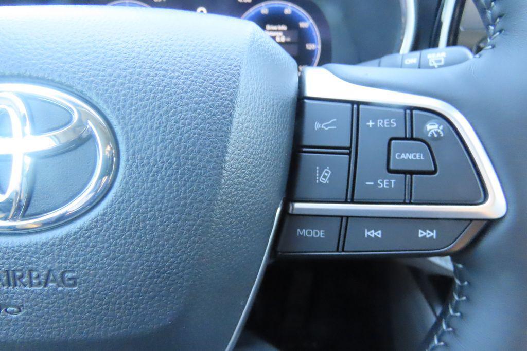 new 2026 Toyota Highlander car, priced at $56,007