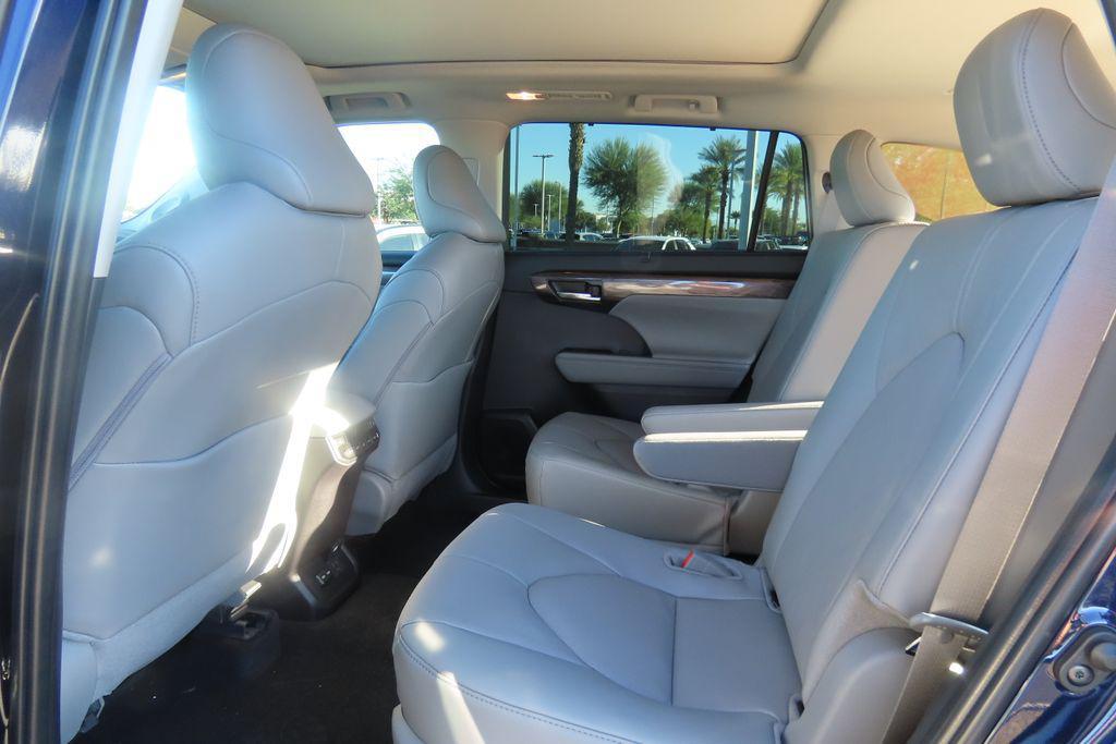 new 2026 Toyota Highlander car, priced at $56,007