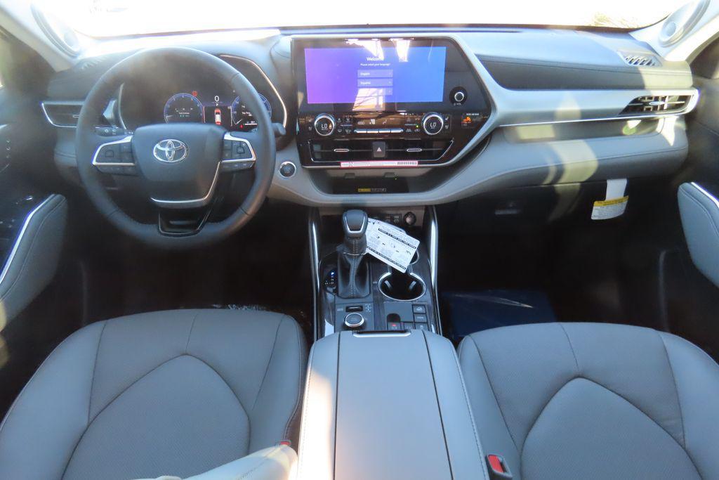 new 2026 Toyota Highlander car, priced at $56,007