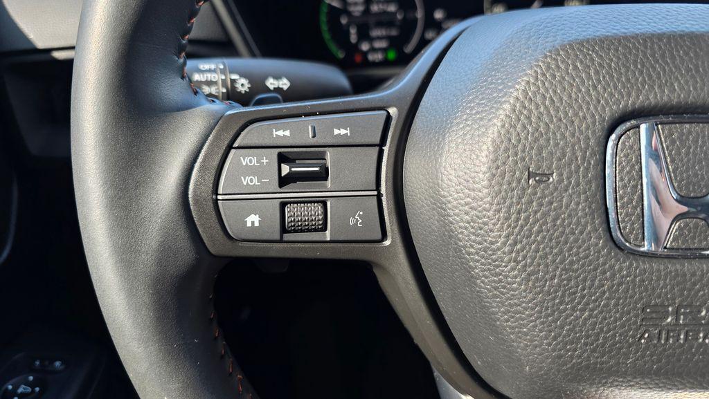 used 2024 Honda CR-V Hybrid car, priced at $31,852