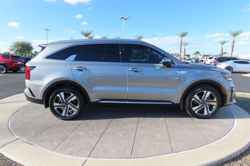 used 2023 Kia Sorento Hybrid car, priced at $29,806