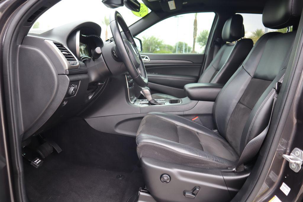 used 2020 Jeep Grand Cherokee car, priced at $20,904