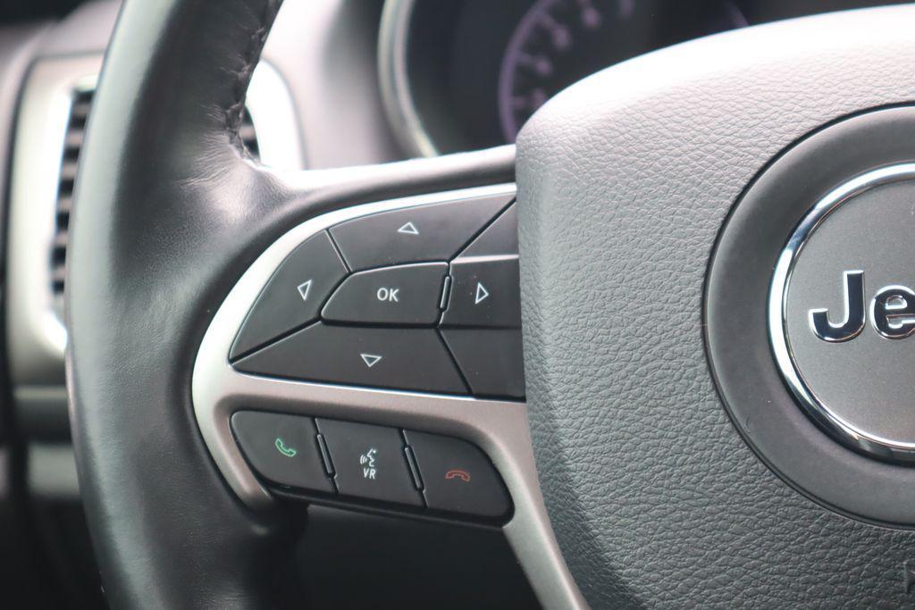 used 2020 Jeep Grand Cherokee car, priced at $20,904
