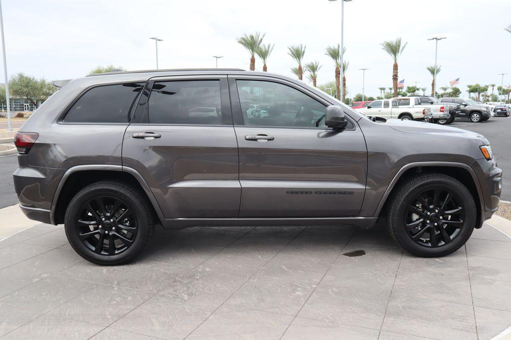 used 2020 Jeep Grand Cherokee car, priced at $20,904