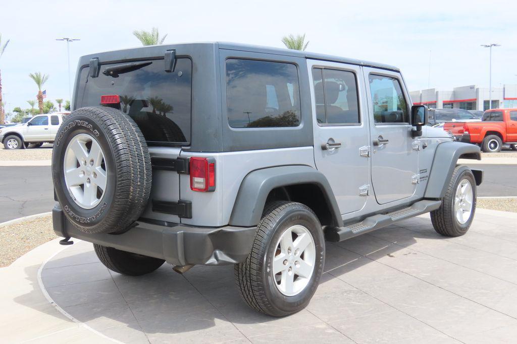 used 2015 Jeep Wrangler Unlimited car, priced at $15,447