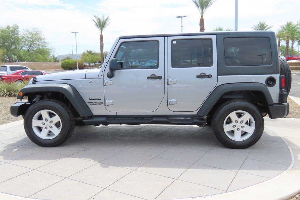 used 2015 Jeep Wrangler Unlimited car, priced at $15,447