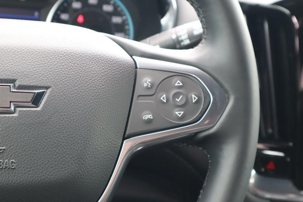 used 2023 Chevrolet Traverse car, priced at $25,987