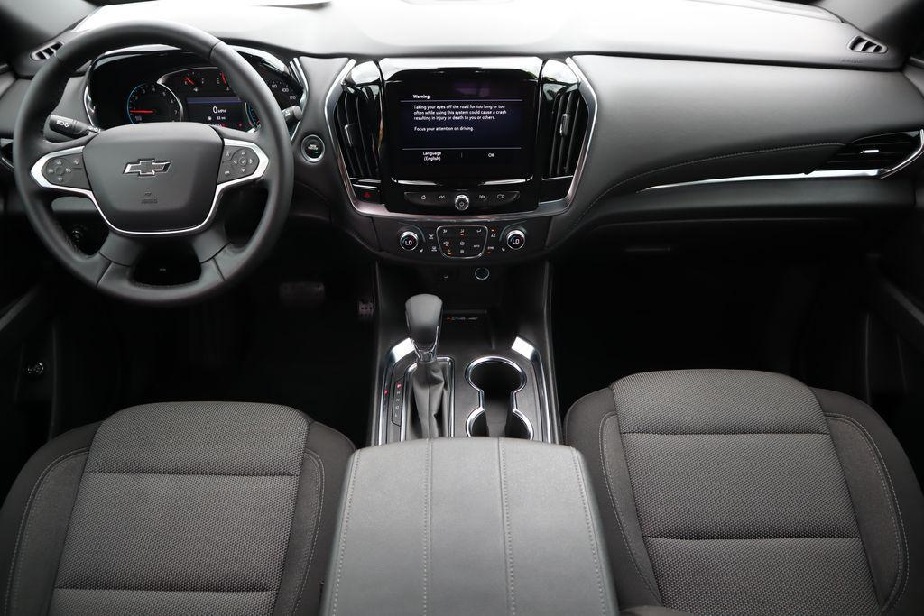 used 2023 Chevrolet Traverse car, priced at $25,987