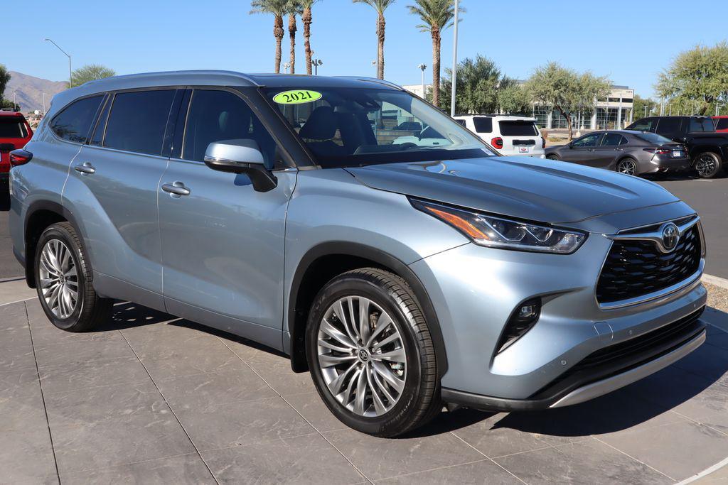 used 2021 Toyota Highlander car, priced at $33,982