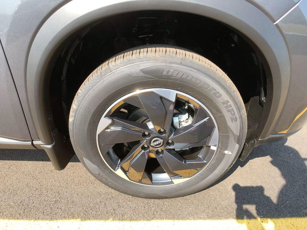 new 2025 Nissan Rogue car, priced at $33,385