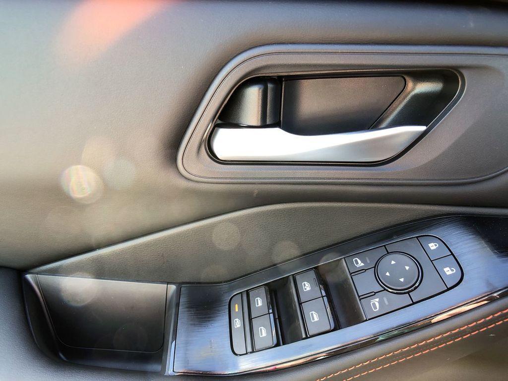 new 2025 Nissan Rogue car