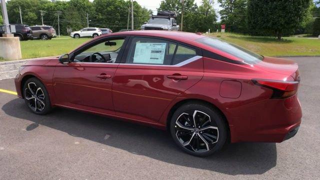 new 2025 Nissan Altima car, priced at $31,800