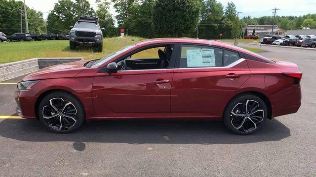 new 2025 Nissan Altima car, priced at $30,800