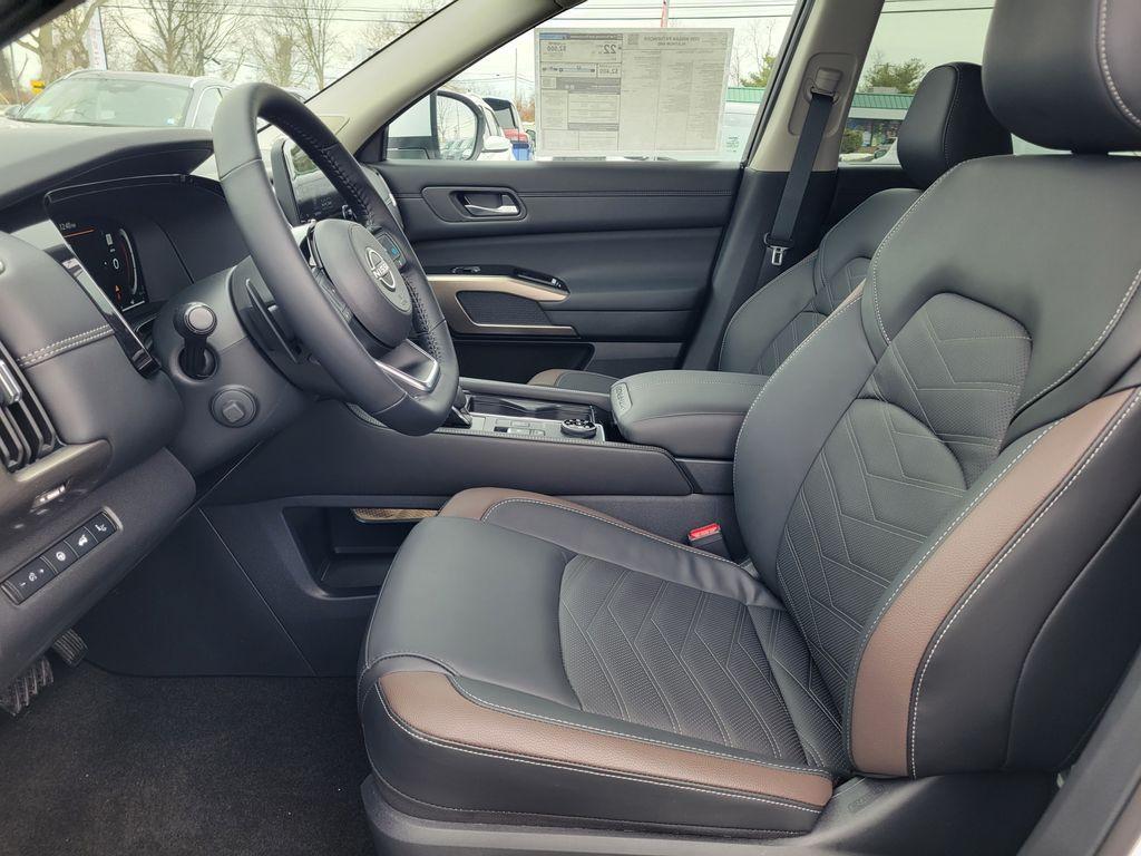 new 2025 Nissan Pathfinder car, priced at $46,822