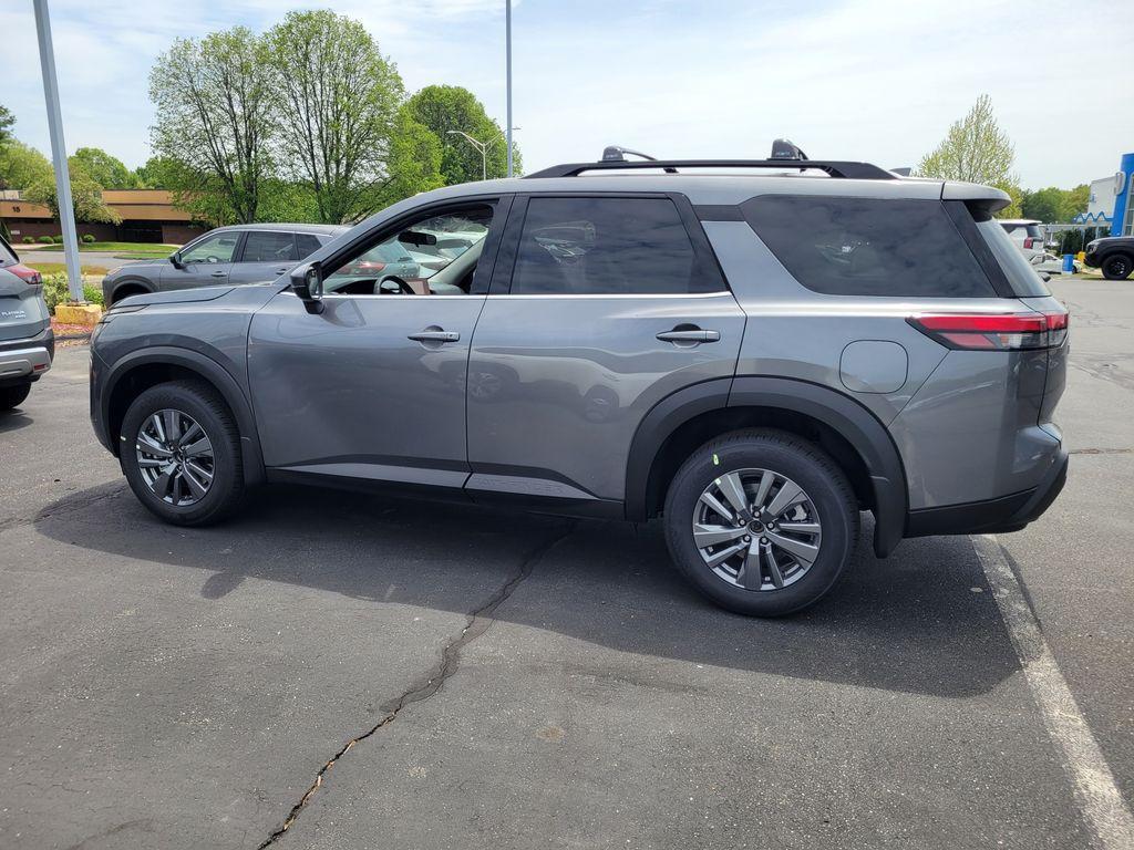 new 2025 Nissan Pathfinder car, priced at $43,165