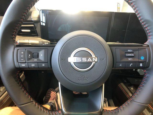 new 2025 Nissan Kicks car, priced at $29,530