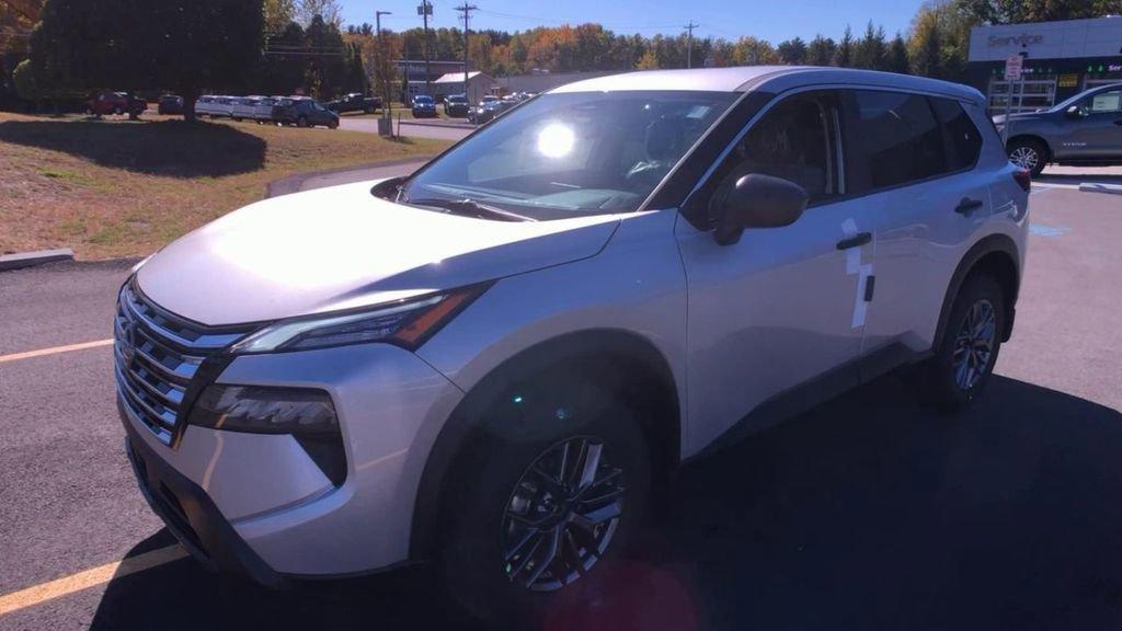 new 2025 Nissan Rogue car