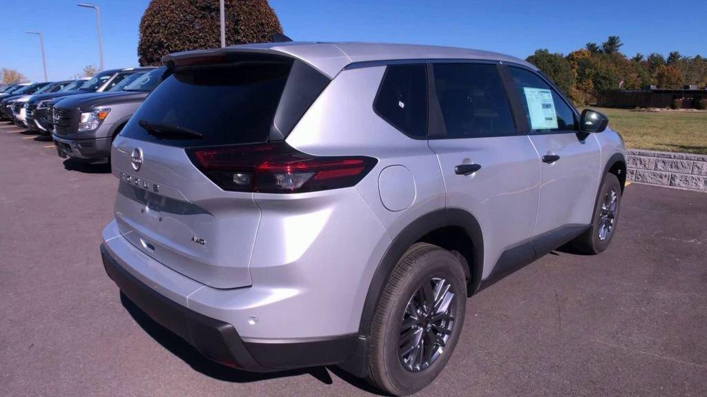 new 2025 Nissan Rogue car