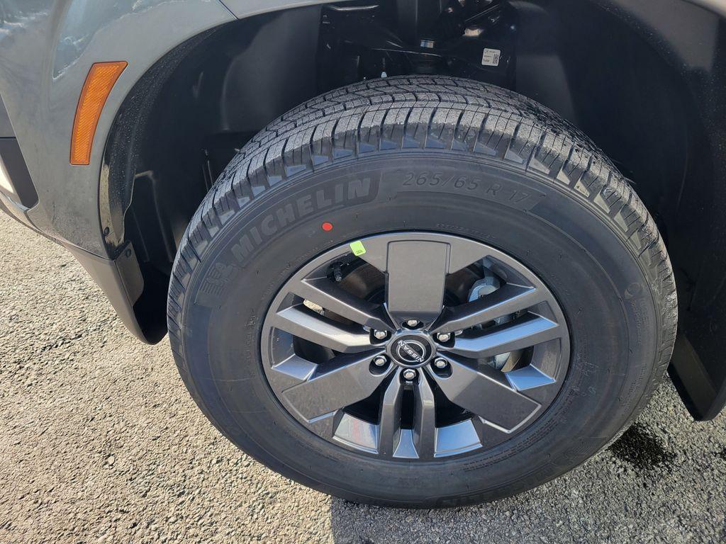 new 2025 Nissan Frontier car, priced at $40,755