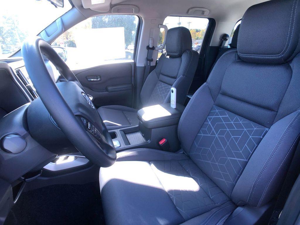 new 2025 Nissan Frontier car, priced at $40,755