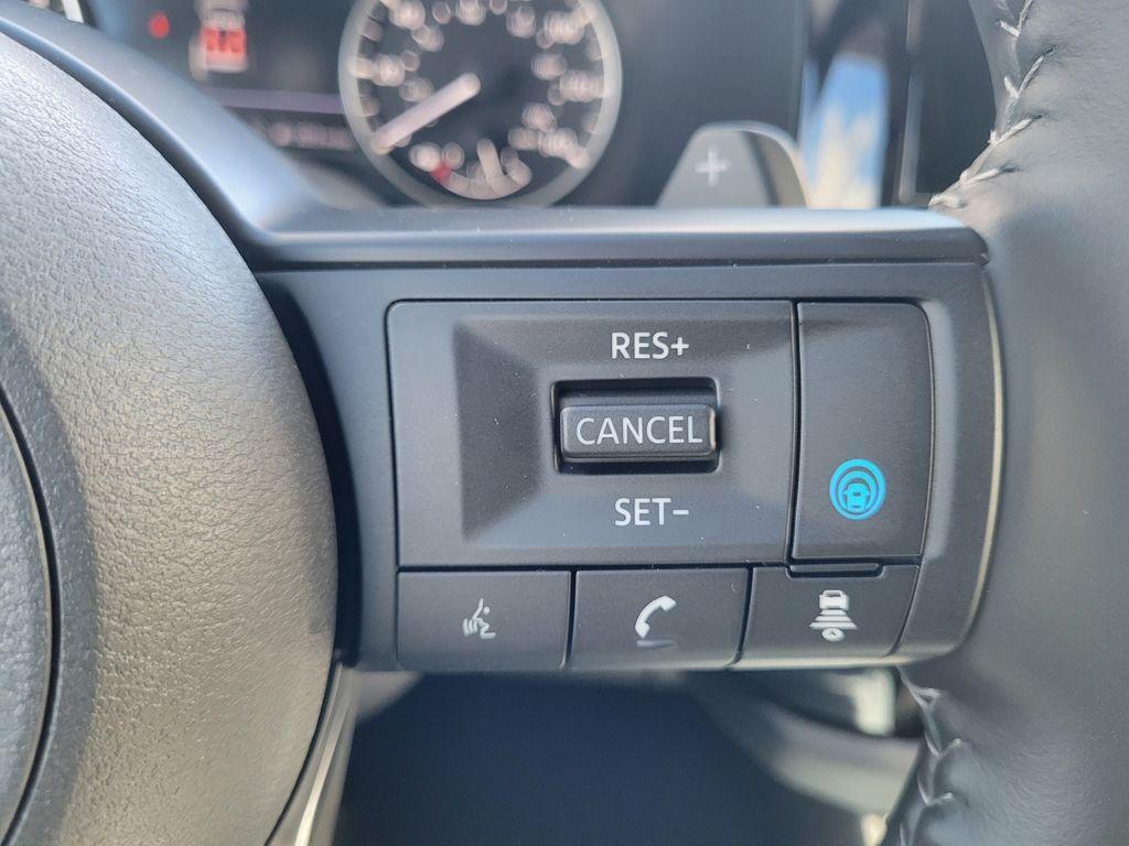 new 2025 Nissan Pathfinder car, priced at $37,381