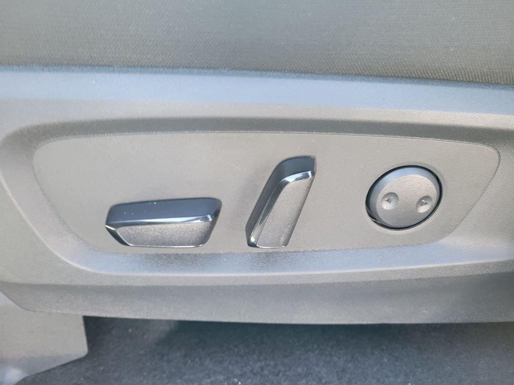 new 2025 Nissan Pathfinder car, priced at $37,381