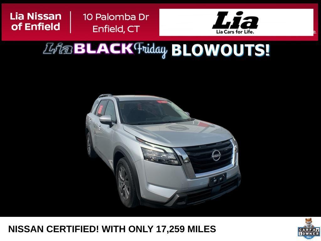 used 2024 Nissan Pathfinder car, priced at $30,999