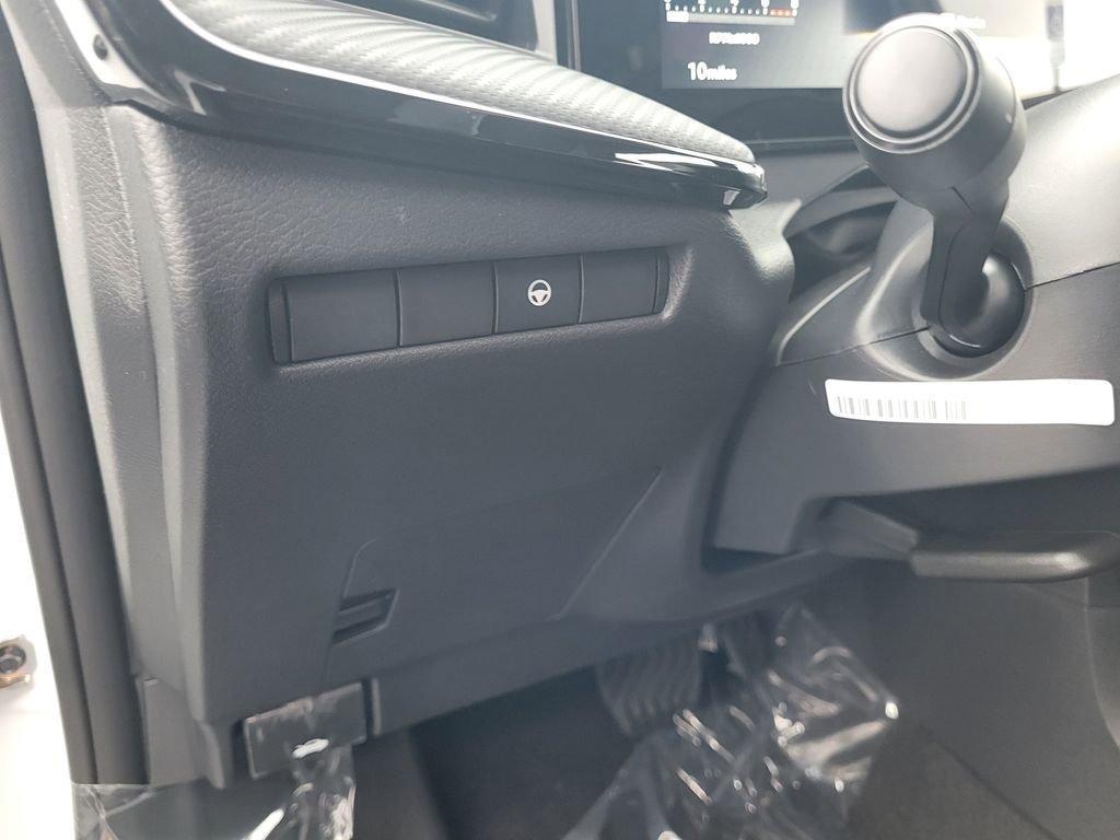 new 2026 Nissan Kicks car, priced at $30,385