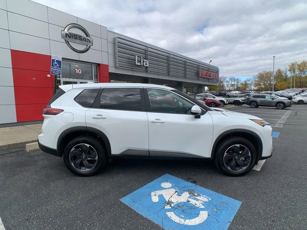 used 2024 Nissan Rogue car, priced at $24,997