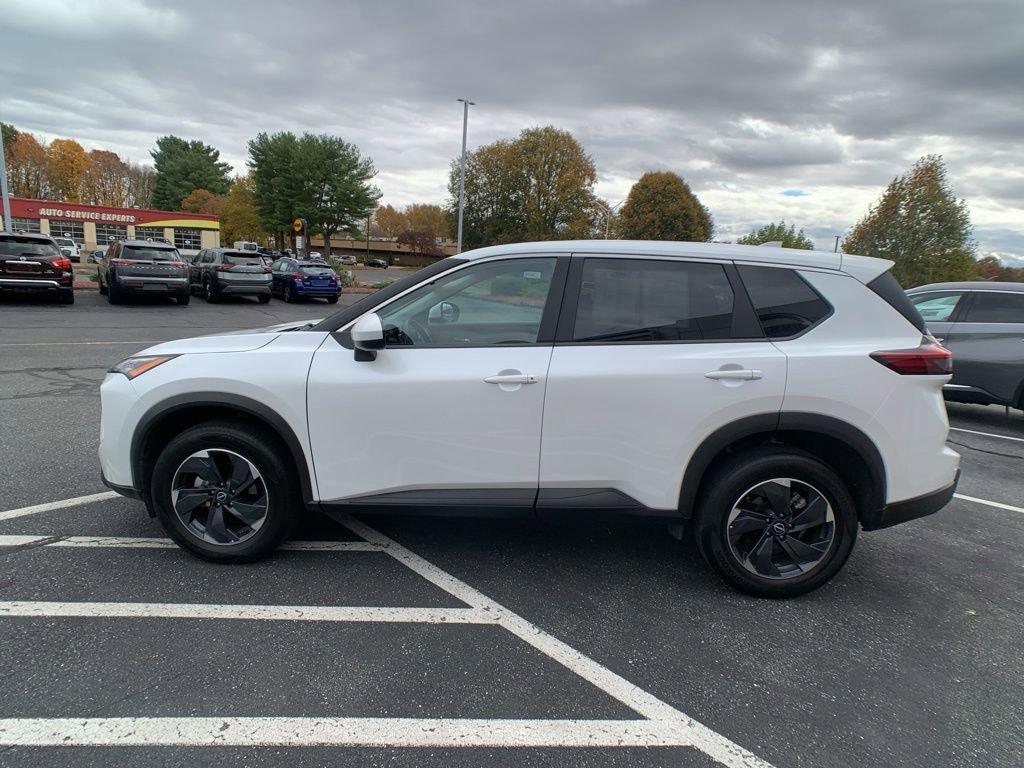 used 2024 Nissan Rogue car, priced at $24,997