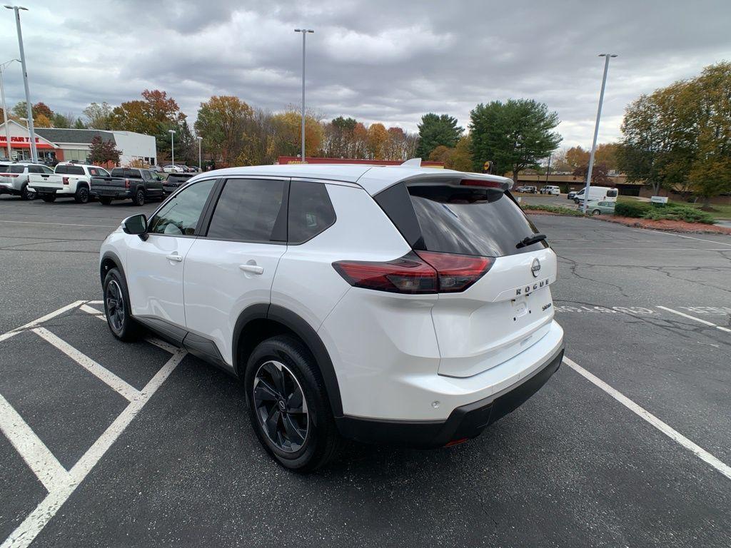 used 2024 Nissan Rogue car, priced at $24,997