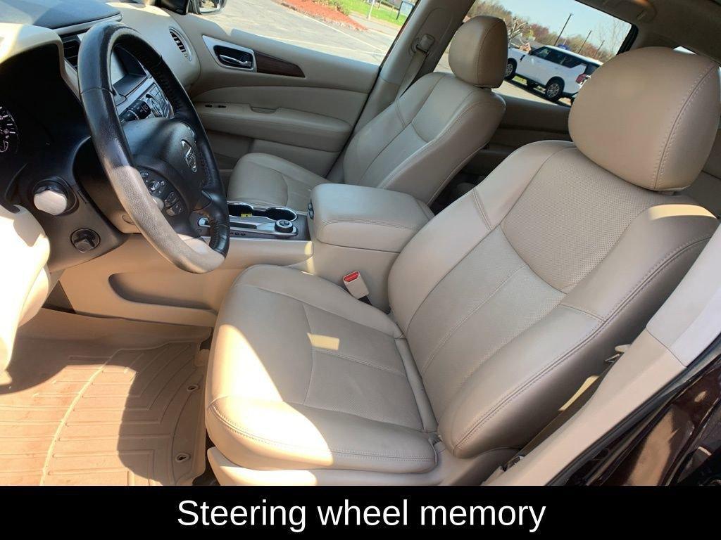 used 2020 Nissan Pathfinder car, priced at $22,599