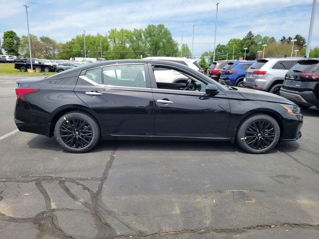 new 2025 Nissan Altima car, priced at $30,695