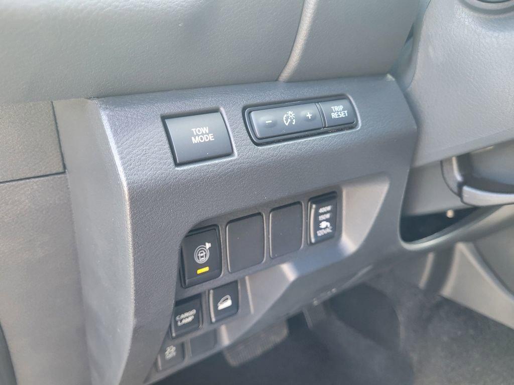 new 2025 Nissan Frontier car, priced at $44,425