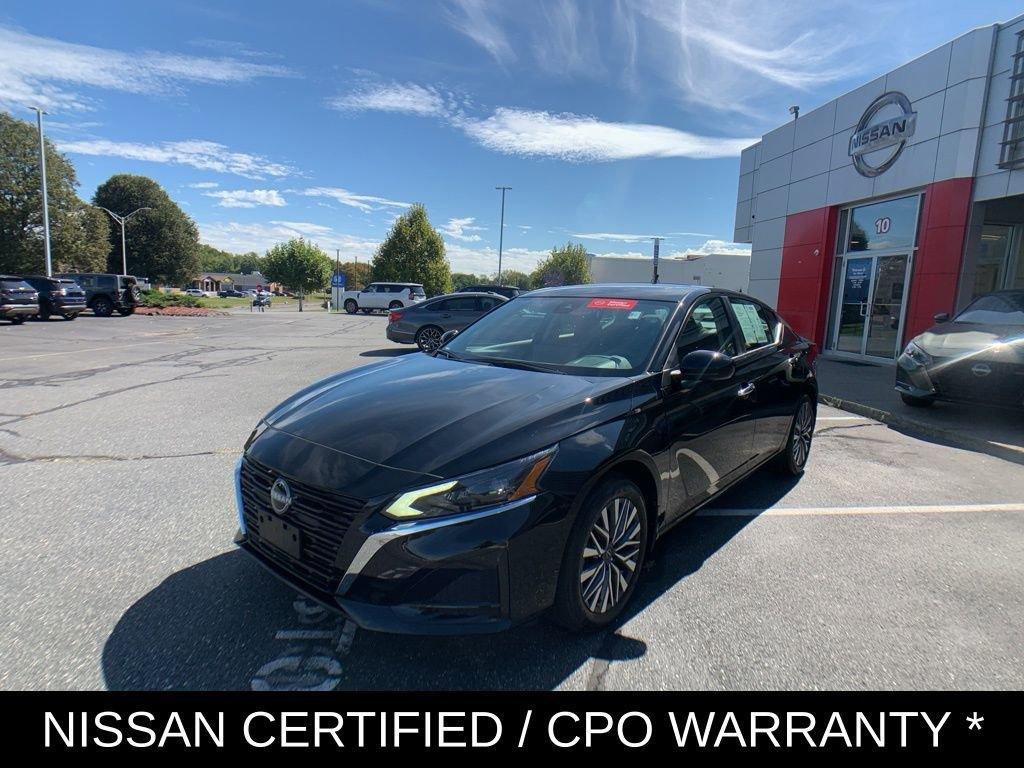 used 2025 Nissan Altima car, priced at $25,999